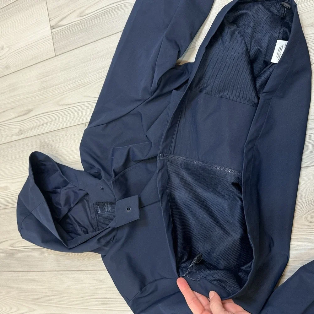 Nike repel golf